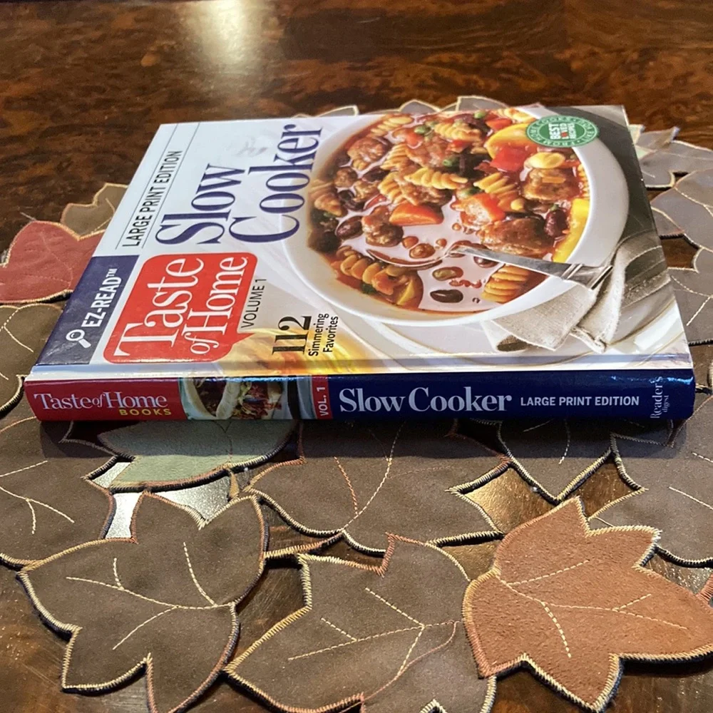 Cookbook- Taste of Home Slow Cooker (Large Print Edition) - Picture 5 of 5